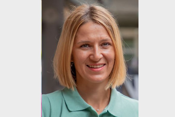 Schroth, Tanja